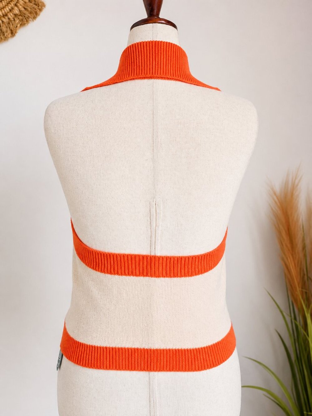OXKnit NEW Retro 70s Geometric Abstract Halter Sweater Vest SZ Small Boho Mod - Picture 4 of 9